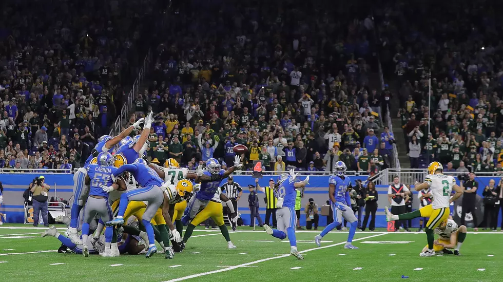 Field Goal to Win, Packers Slip Past Lions