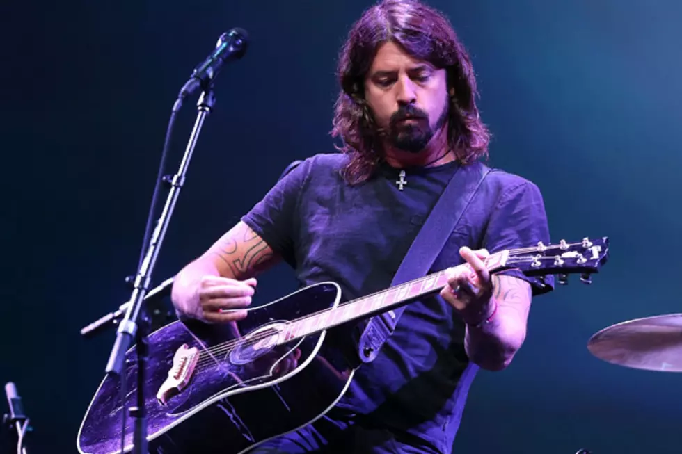 Sign Petition to Have Foo Fighters&#8217; Dave Grohl Host &#8216;Saturday Night Live&#8217;