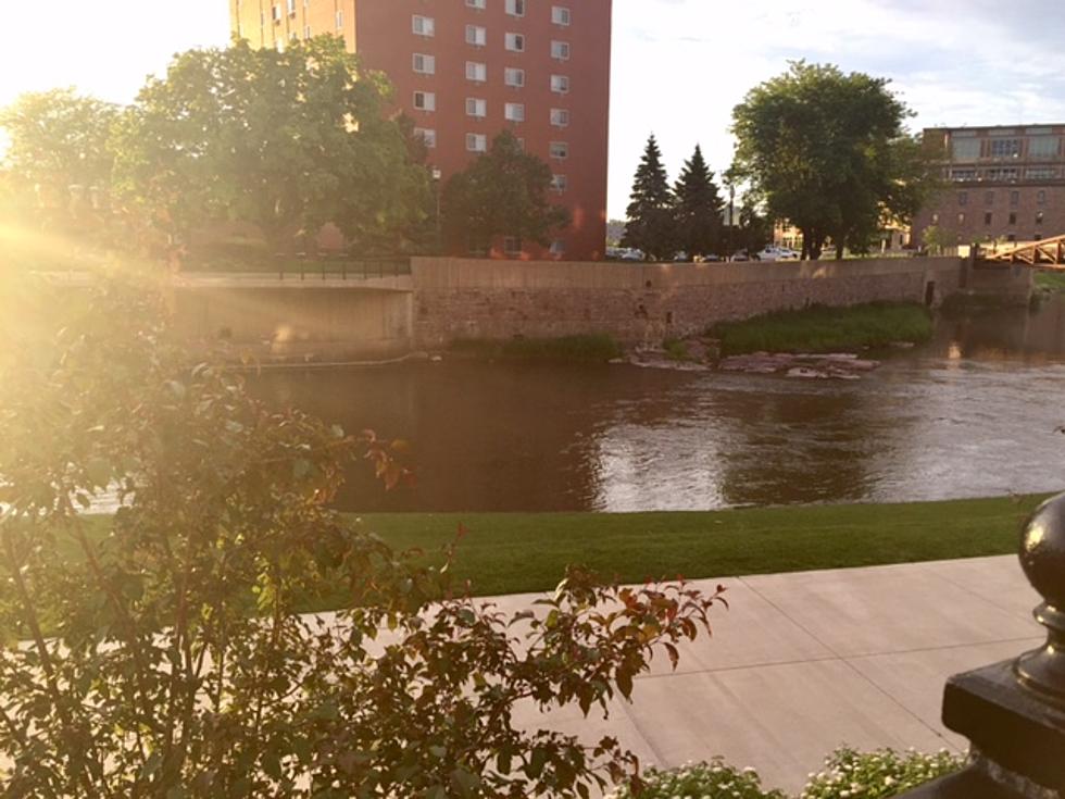 Falls Landing: One of Sioux Falls Best Summer Patio Pit Stops