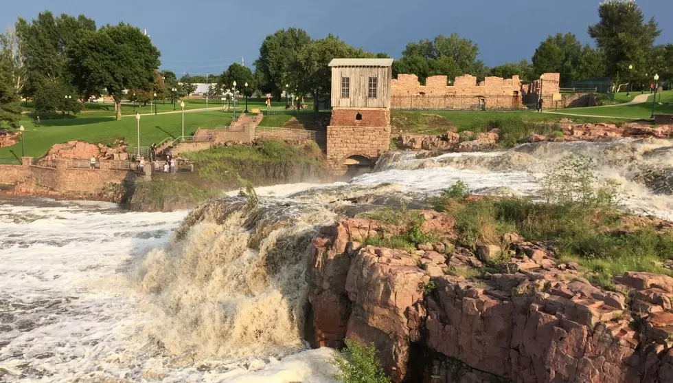 Video Shows Falls Park Flooding