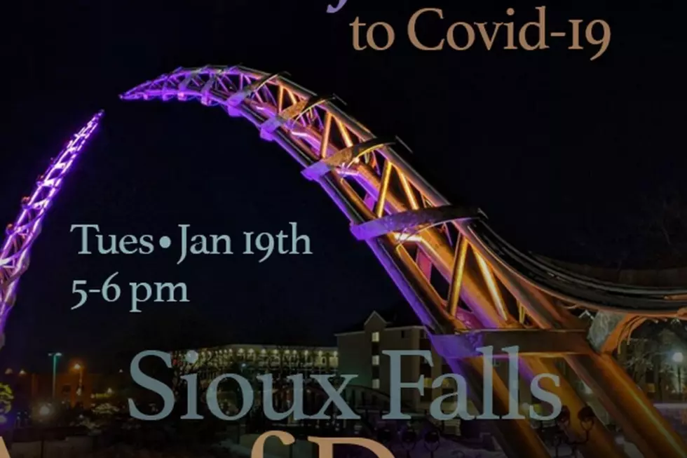 Sioux Falls ‘Arc of Dreams’ Lit up to Honor COVID-19 Victims