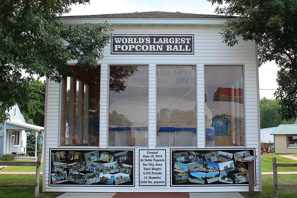 The World’s Largest Popcorn Ball Is A Short Drive From Sioux Falls