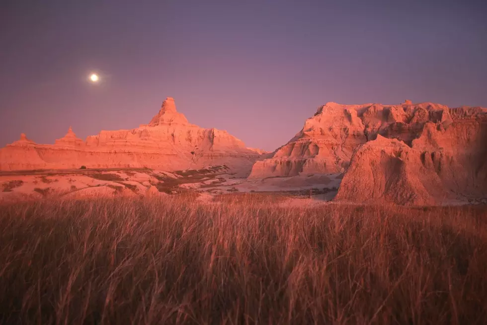 12 Uniquely South Dakotan Must-See Places!