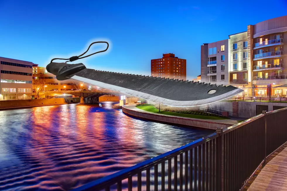 Machete-Wielding Woman Arrested in Sioux Falls Parking Lot