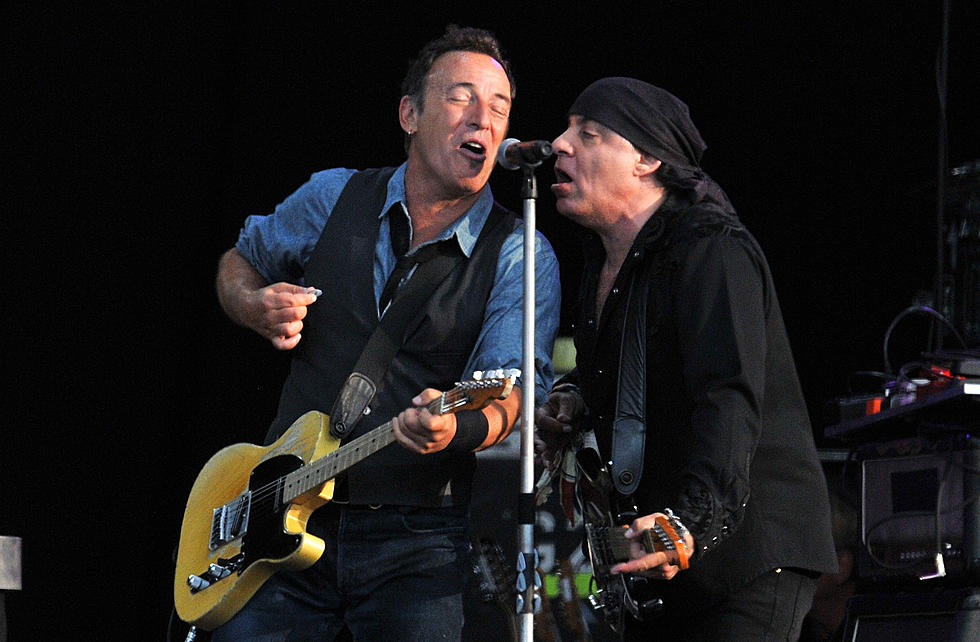 Rock Report: Springsteen Gets Up In St. Paul