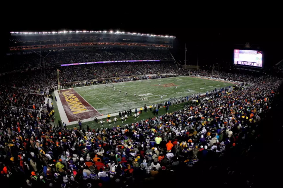 Minnesota Vikings Fans Upset Over Team Moving Sidelines to Benefit the Team