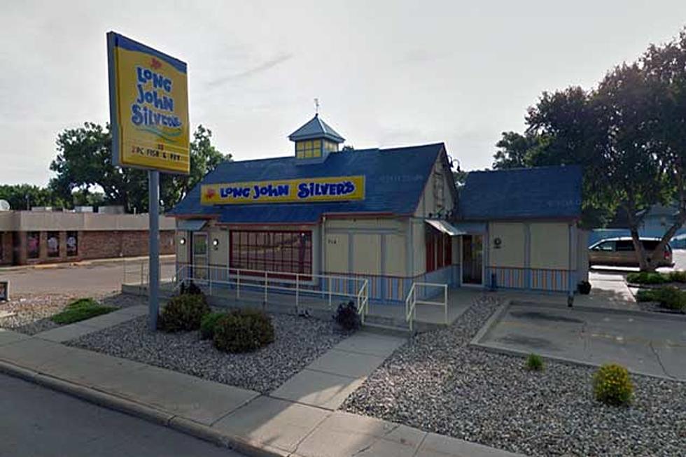 Long John Silver&#8217;s on Minnesota Avenue Closes; Valentino&#8217;s on 41st Street for Sale