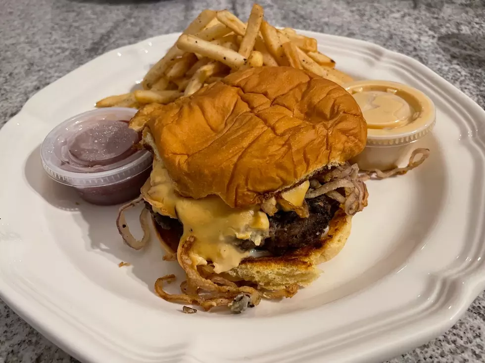 Burger Battle Review: Ode to Food’s ‘Hoppy Loafing Around Burger’