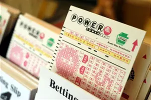If You Win The Powerball Here&#8217;s How To Spend 400 Million Dollars
