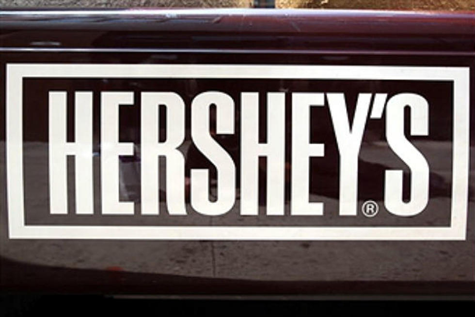 Truck With $120,000 of Hershey’s Chocolate Stollen