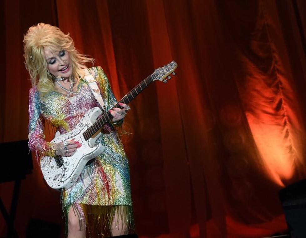 Stinger’s Scoop Members: Get Your Exclusive Dolly Parton Presale Opportunity Here!