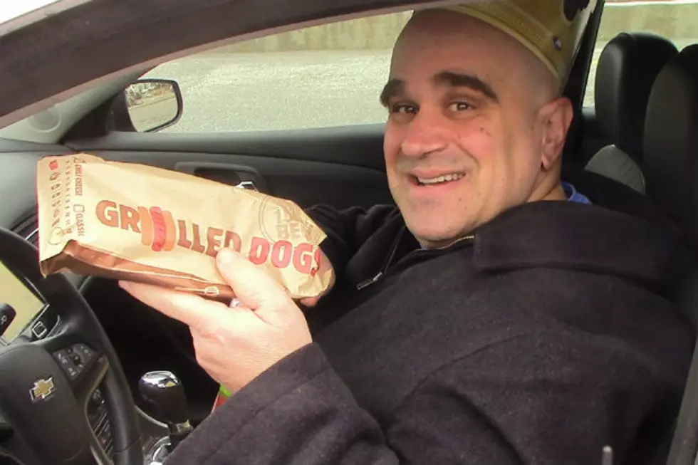 Bee Product Review: Burger King Grilled Dogs [VIDEO]