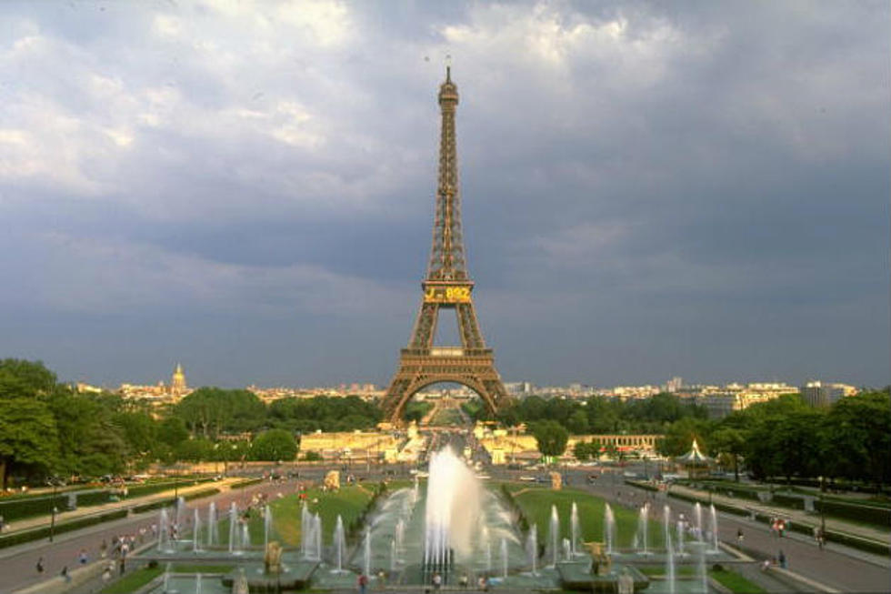 The Eiffel Tower Turns Into a Vacation Home for Four Lucky People