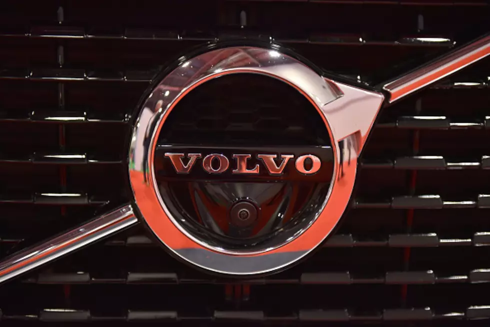 Volvo To Lower Top Speed On New Cars