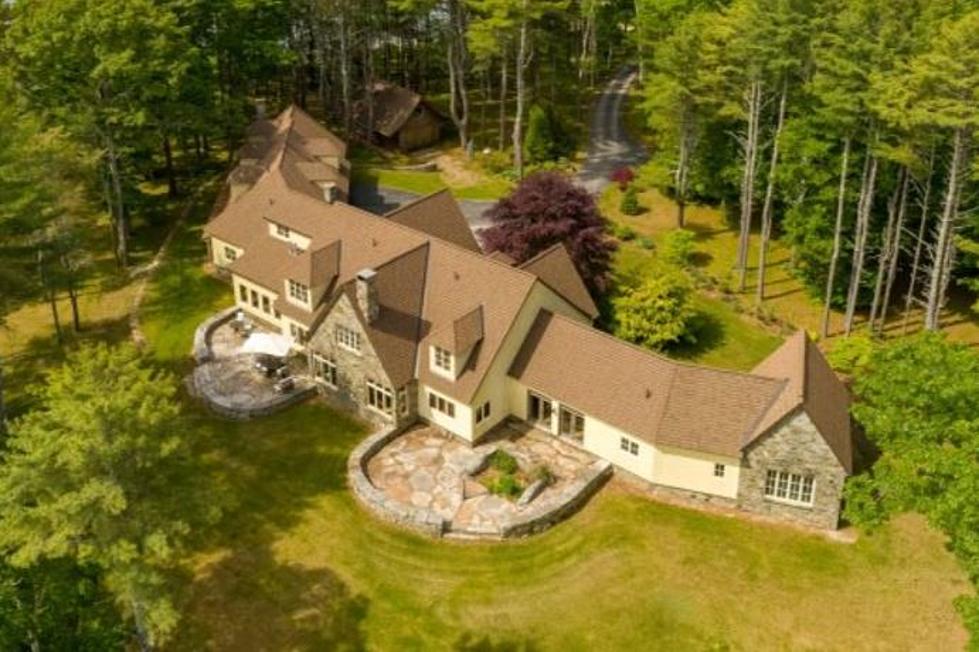 You And 10 Friends Can Rent This Incredible Maine Island Estate