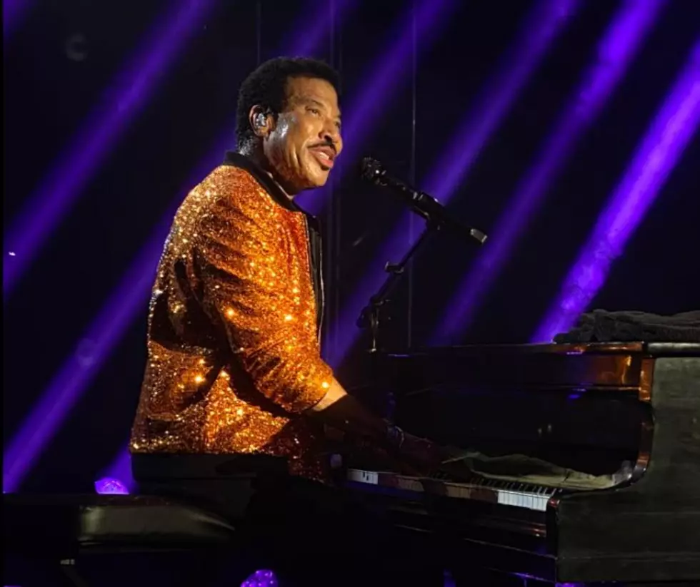 Remember When Singer Lionel Richie Performed A Private Maine Show?