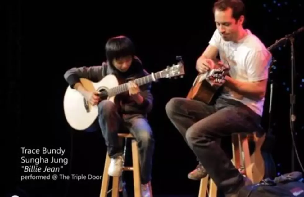 Watch These Two Crush Acoustic &#8216;Billie Jean&#8217; [VIDEO]