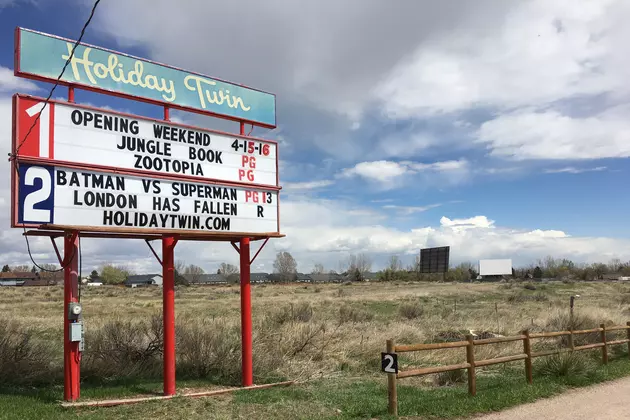 Holiday Twin Drive-In Announces Planned Opening Date for Season