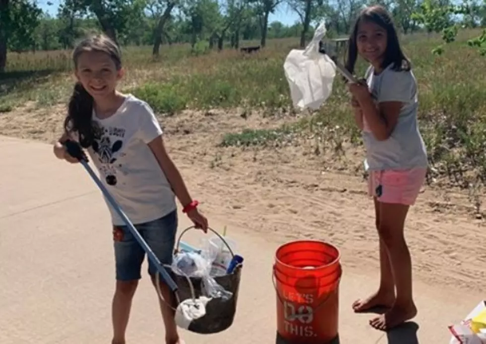These Young Colorado Girls Cleaned Up Trash at Cherry Creek State Park
