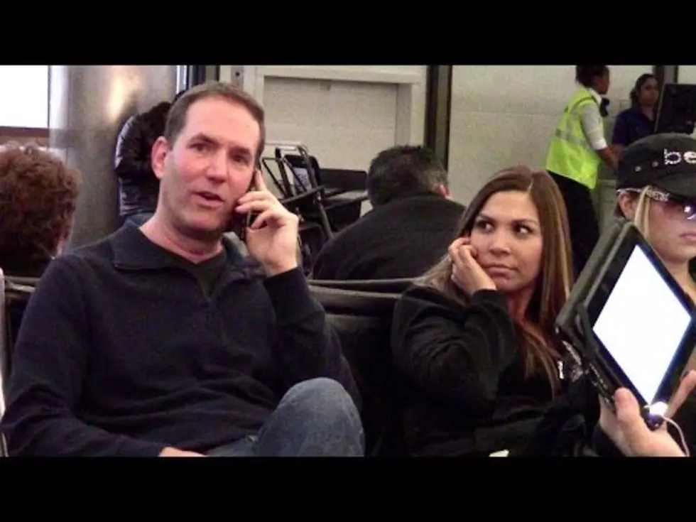 Awesome Way to Payback People Having Loud Conversations on the Phone in Public [VIDEO]