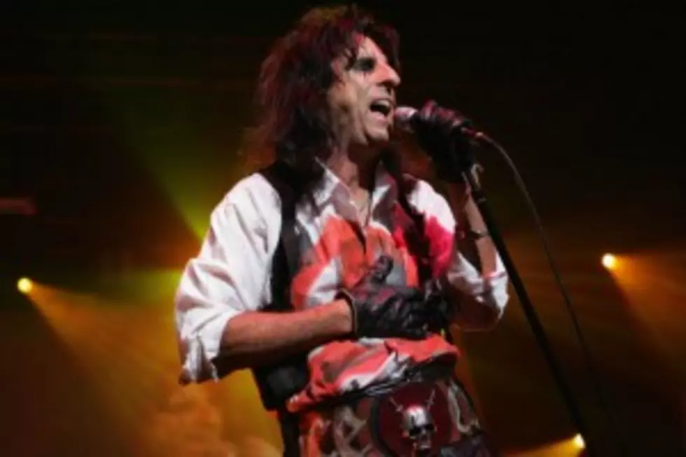 Greg Michaels Ran Into Alice Cooper, Literally &#8211; &#8216;Throwback Thursday&#8217; Story