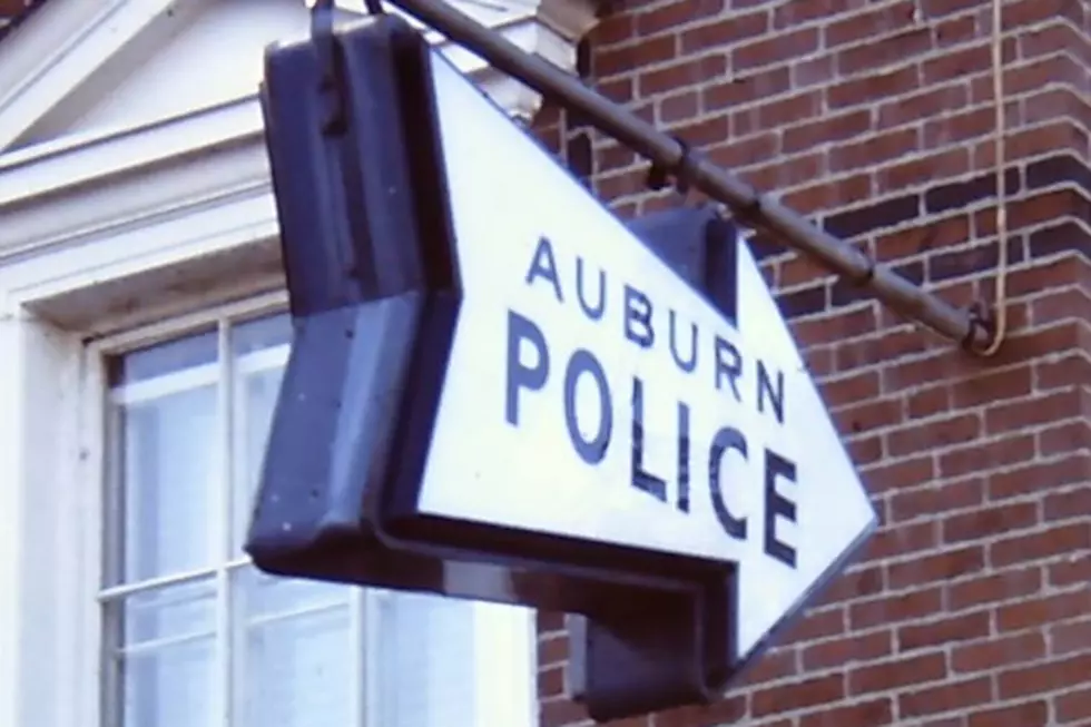 Auburn Police Are Looking For an Attempted Armed Robbery Suspect