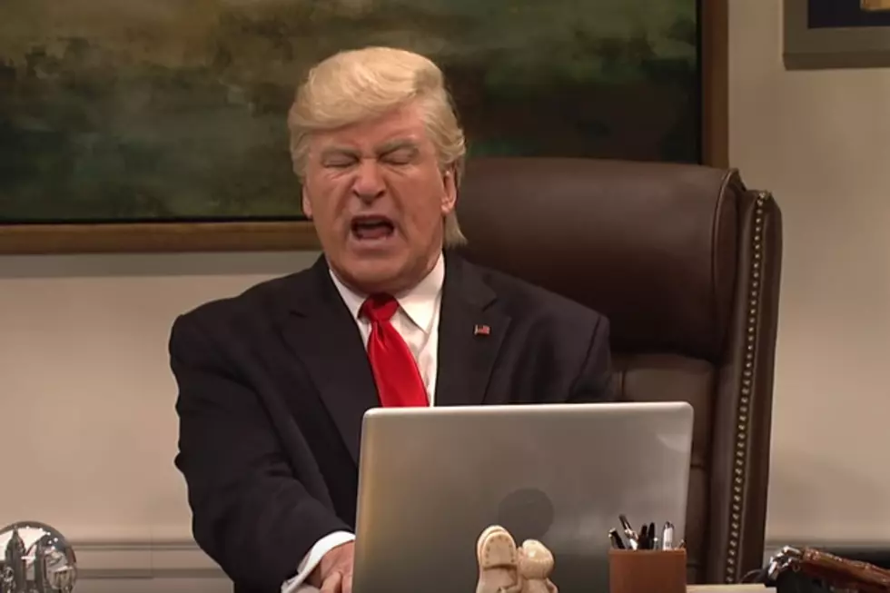 Alec Baldwin Returns as Donald Trump on &#8216;SNL&#8217;