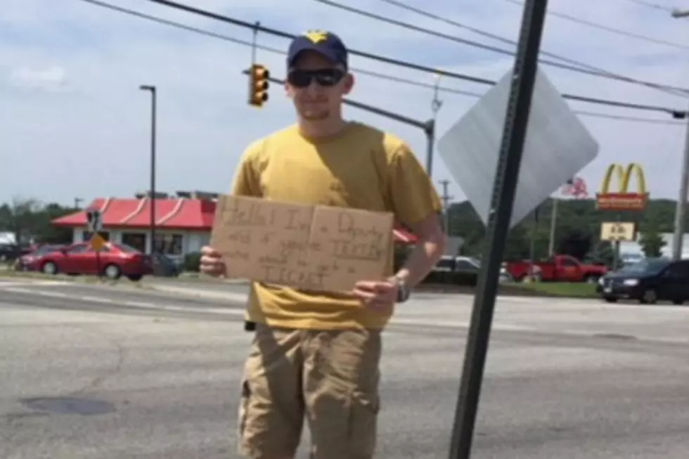 Deputy&#8217;s Clever Way To Catch Distracted Drivers