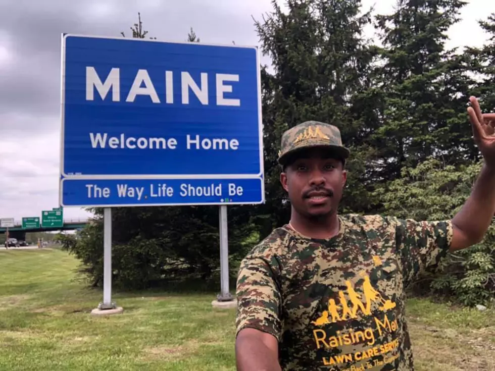 Man Mows Maine Veteran's Lawns to Give Back