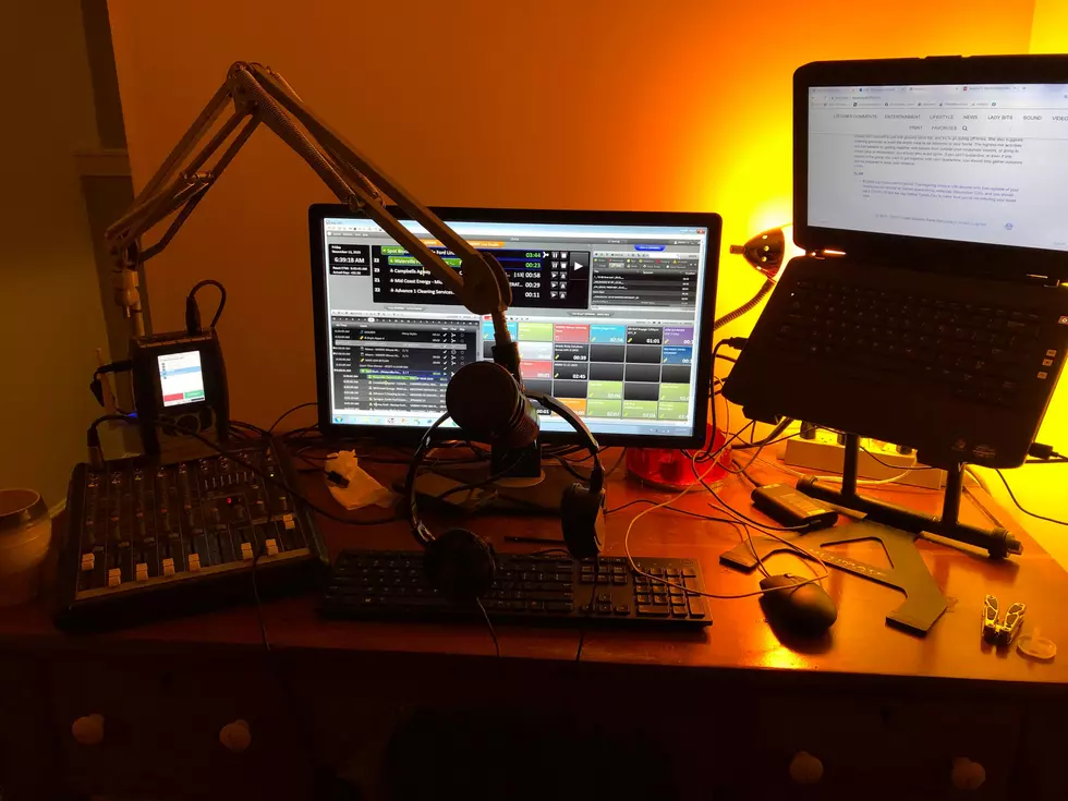 Take a Detailed Look at Matt&#8217;s Home Broadcast Studio