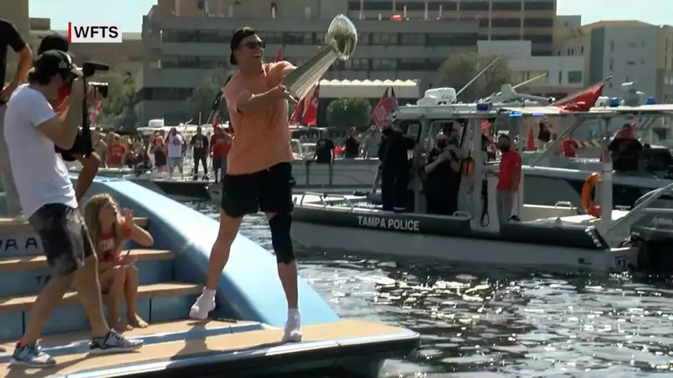 Drunk Tom Brady Chucks The Super Bowl Trophy From Boat to Gronk