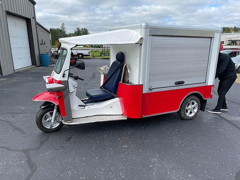 Live Your Food Truck Dreams With This ‘Tuk Tuk’ for Sale in Lewiston, Maine
