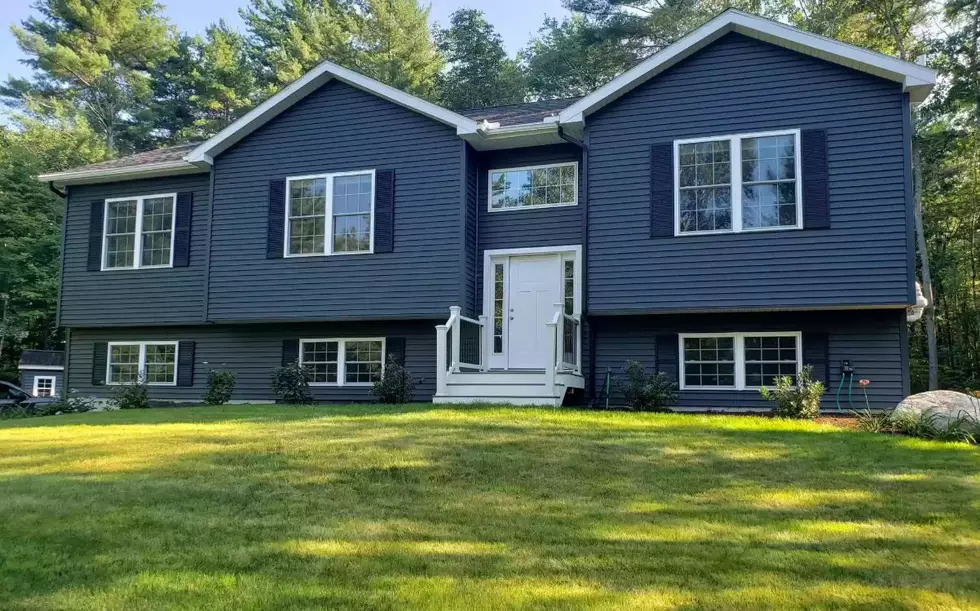 You’ve Gotta See It: This Gorgeous Sidney, Maine Home Has a Public Open House Tomorrow!