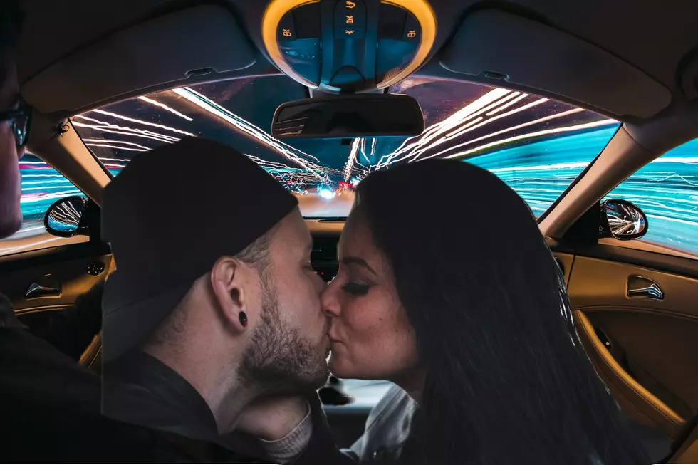Is It Illegal To Kiss While Driving A Car in Maine?
