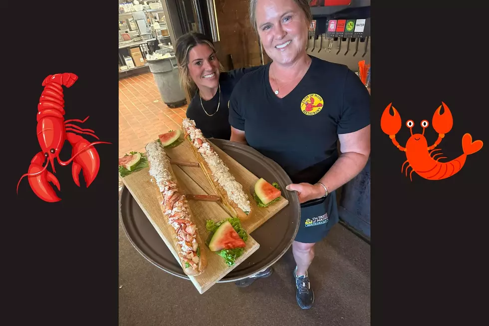 Maine Restaurant Unveils World’s Largest Lobster Roll at a Whopping $189.99