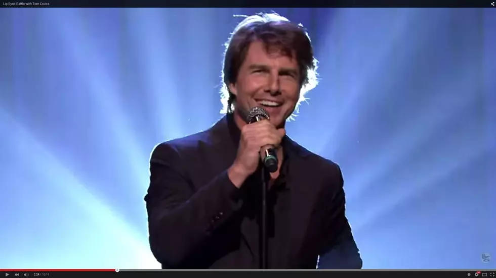 Tom Cruise and Jimmy Fallon Serenade an Audience Member During Their Lip Sync Battle [VIDEO]
