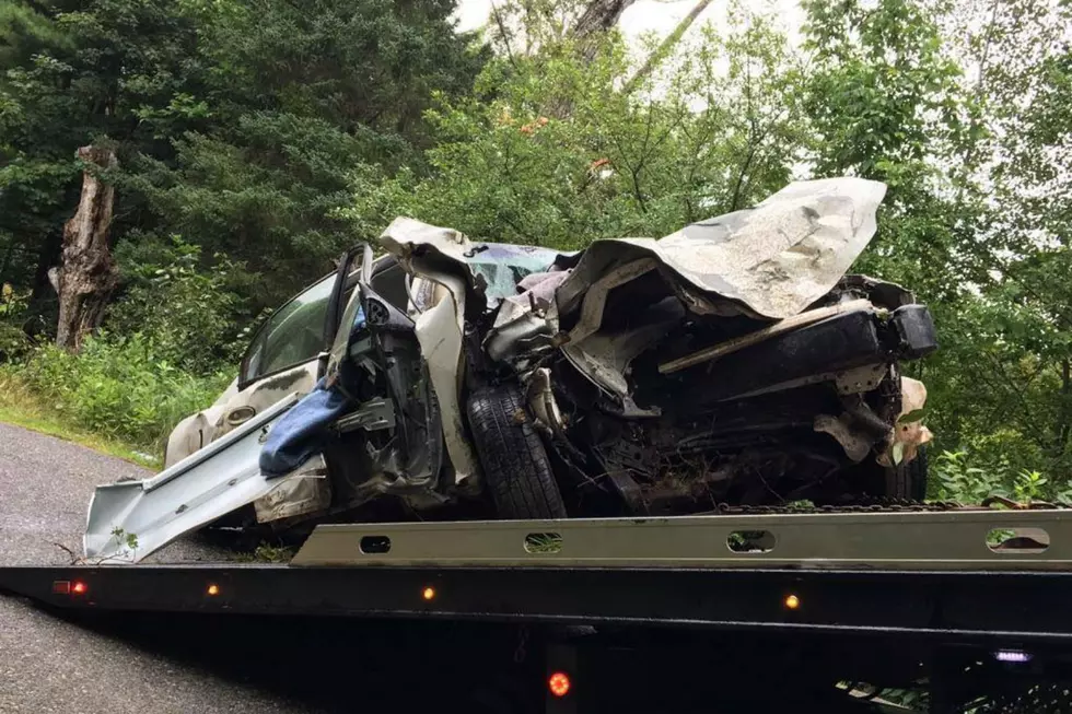 Single-Vehicle Crash In Amherst Injures 1