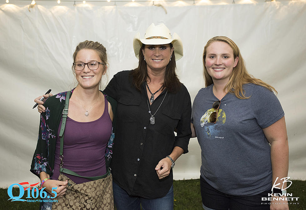 Terri Clark Meets Fans At New England Ribfest In Bangor [PHOTOS]