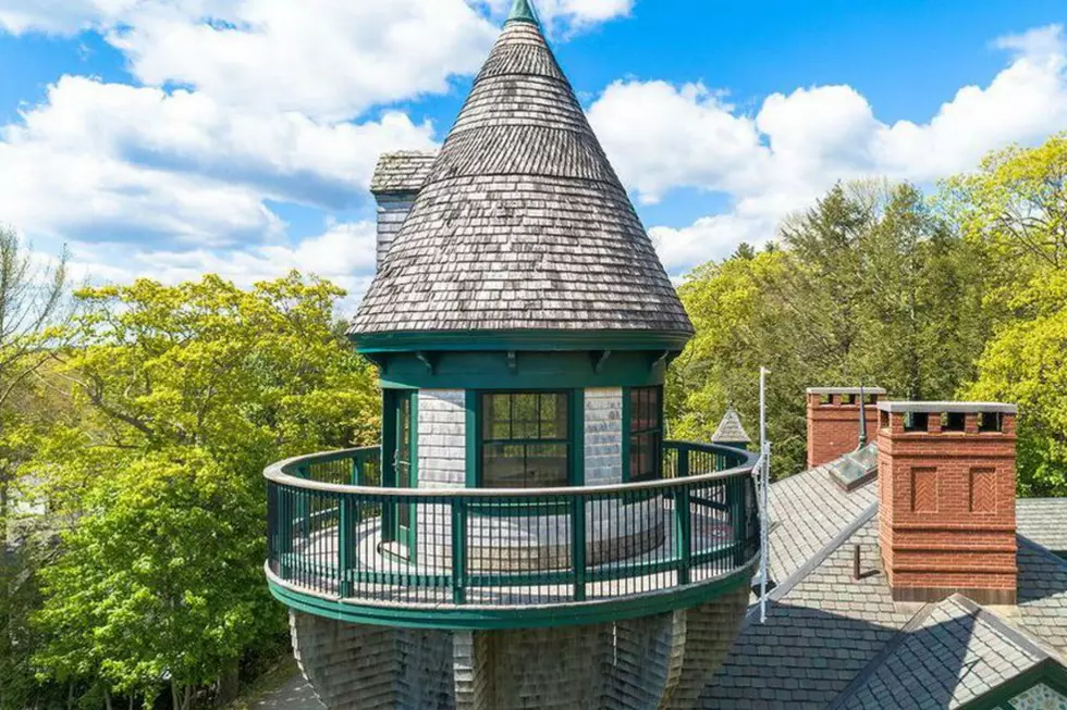 Missing GOT? Buy A Castle In Maine For Only $2.7 Million [PICS]
