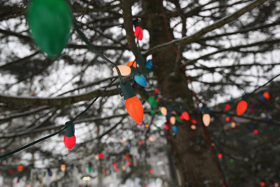 Can Mainers Really Be Fined For Not Taking Down Their Holiday Decorations By January 14?
