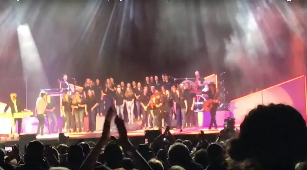 Maine High School Choir Shared Stage With Foreigner [WATCH]
