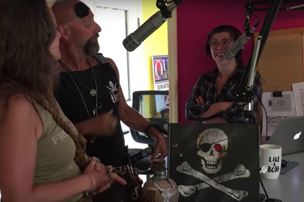 Pirates In The Studio at the Z Morning Show [VIDEO]