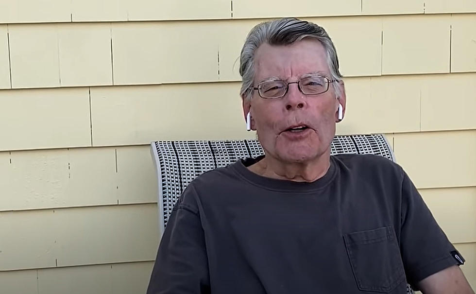Watch Stephen King Read From His New Book ‘Billy Summers’