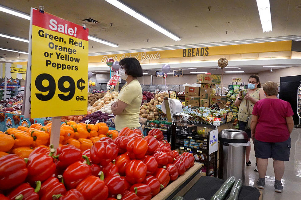 POLL: Mainers, Do You Prefer To Shop At Hannaford Or Shaw’s?