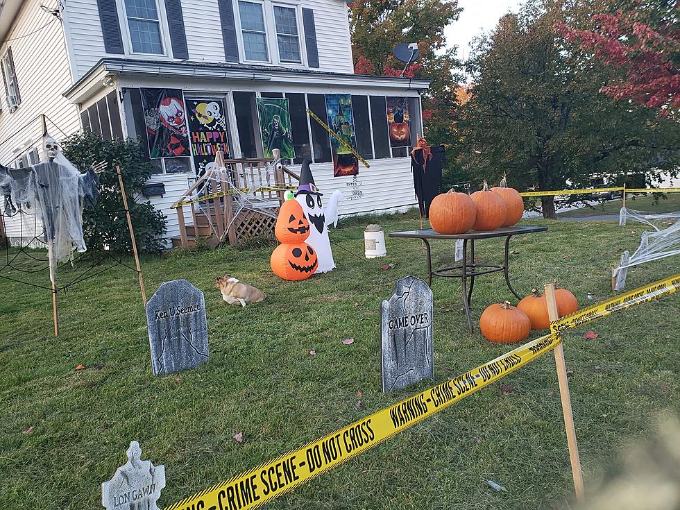 Z Listeners Show Us Their Awesome Halloween Decorations ‘Part 2′
