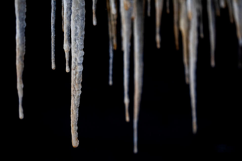Hey, Maine! Here Is Why You Shouldn’t Eat Icicles