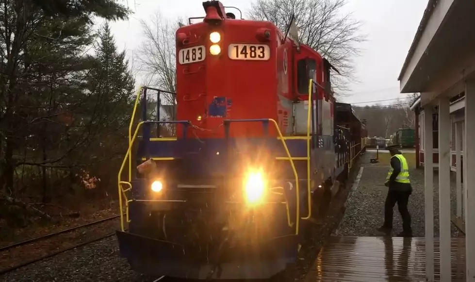 Ride ‘The Pumpkin Express’ With Belfast & Moosehead Lake Railroad