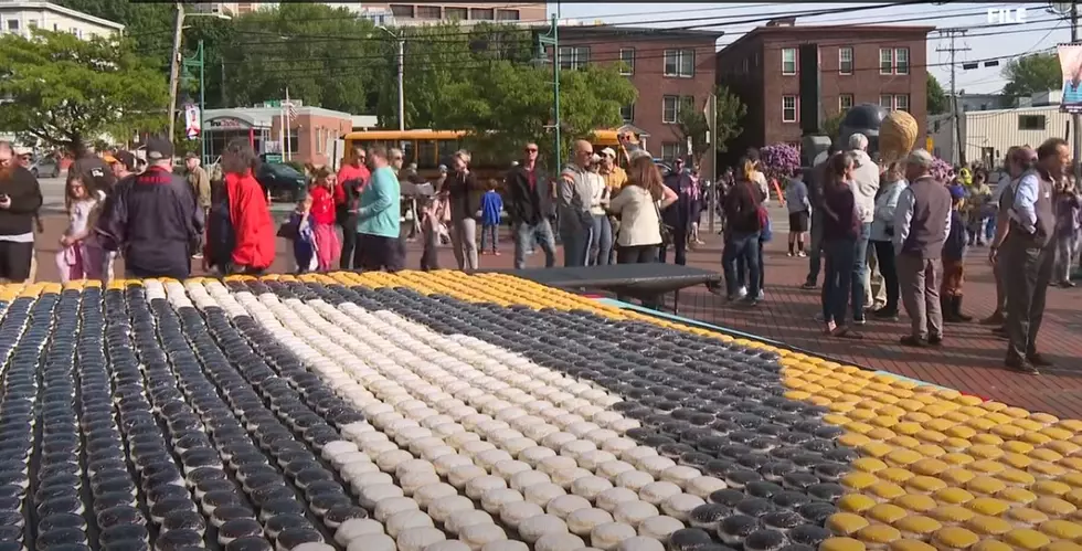 The Portland Sea Dogs Break The Guinness Record For Whoopie Pies
