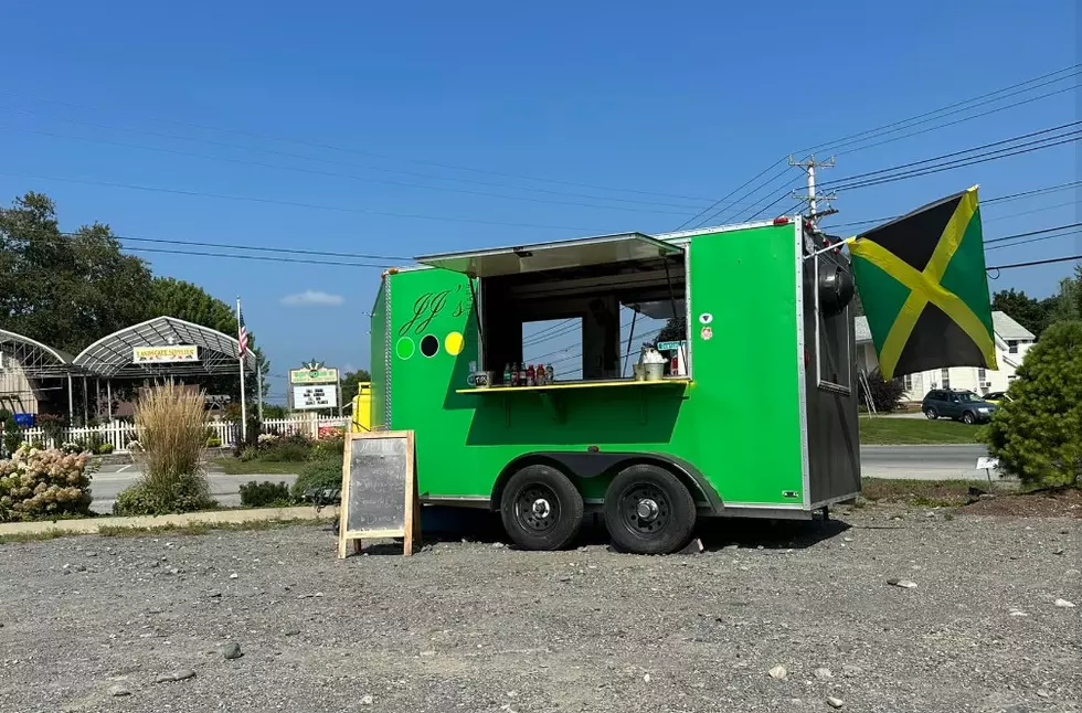 This Popular Bangor Food Truck Opens For The Season Today