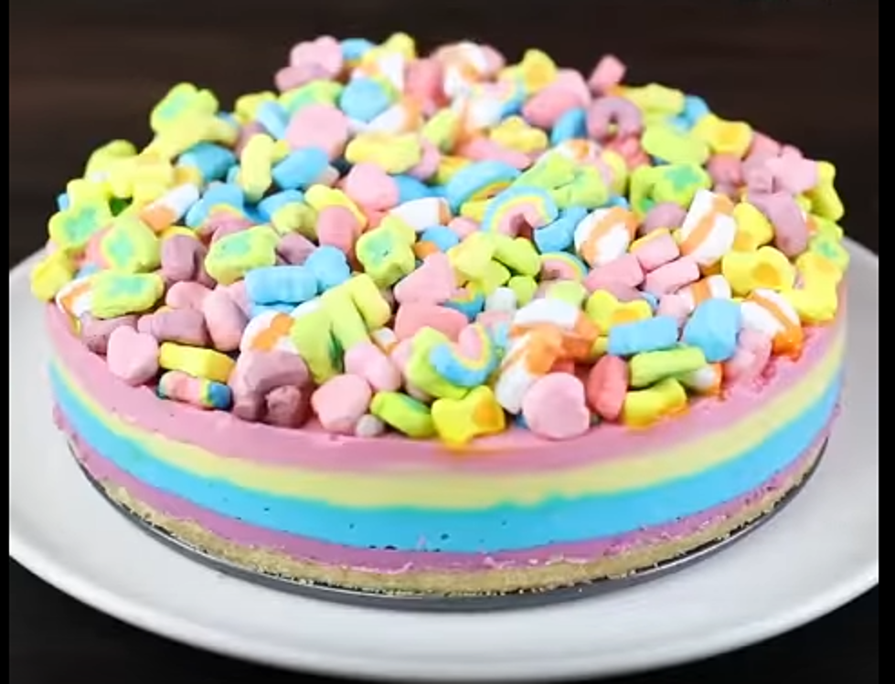 Lucky Charms Pie [VIDEO]